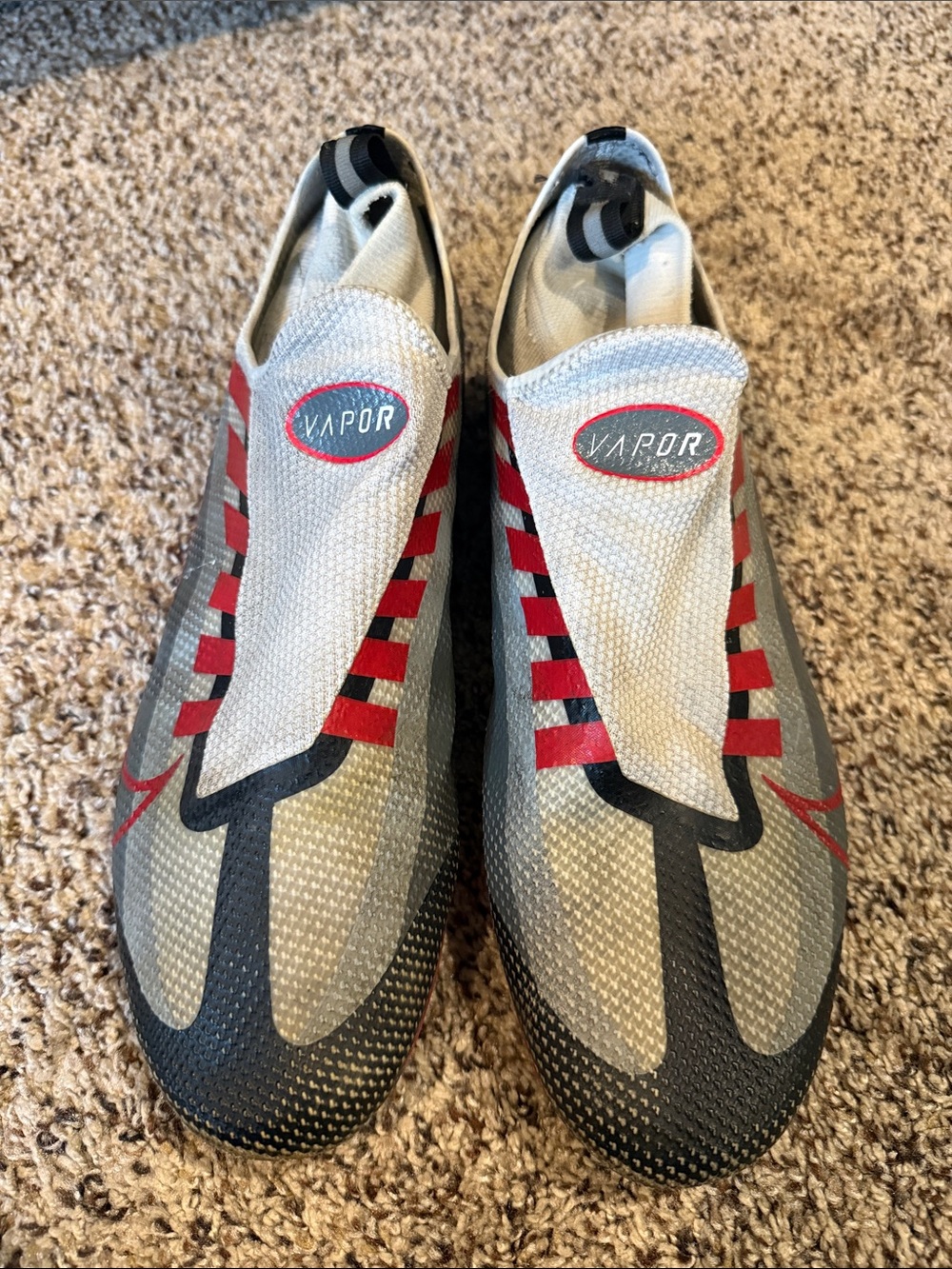 Nike Vapors Size 11-Men's Gray & Red Athletic Shoes-Football Cleats